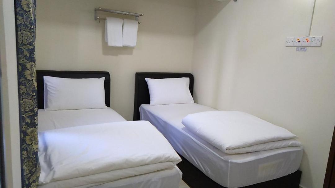 Axlite Hotel Taiping Exterior photo